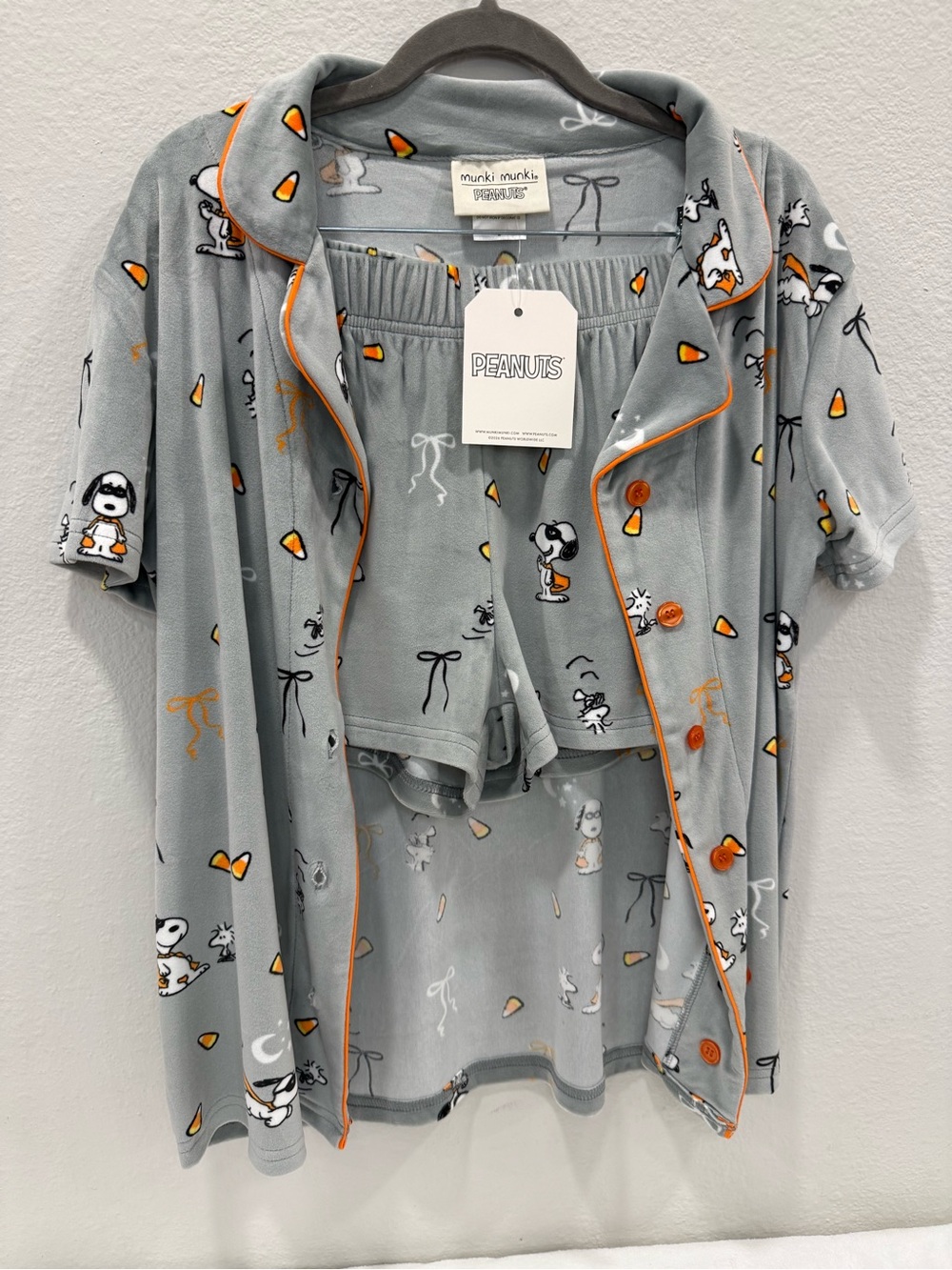 Munki Munki Peanuts Snoopy Halloween Women’s Pajama Set NWT Size Medium